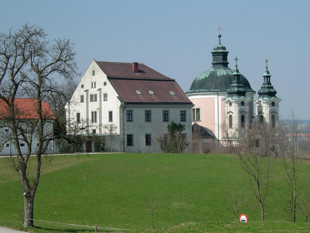 Hotel & Restaurant Christkindlwirt Steyr Exterior photo