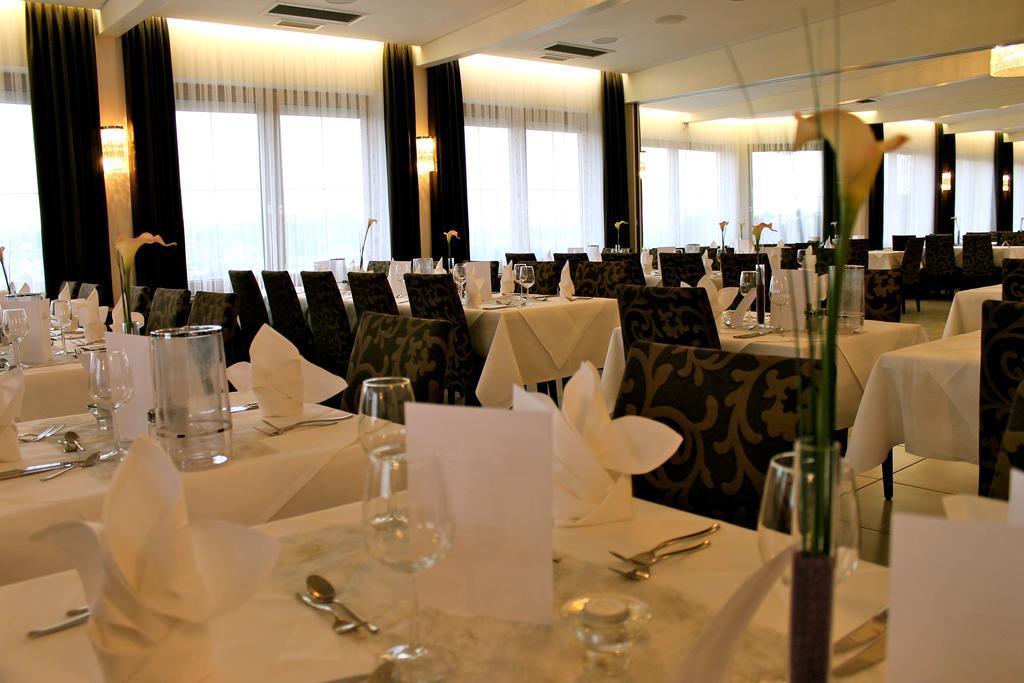 Hotel & Restaurant Christkindlwirt Steyr Exterior photo